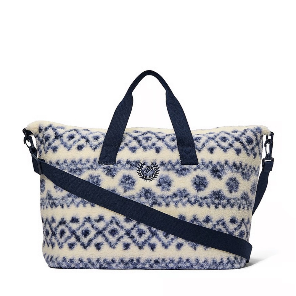 Victorias Secret Cozy Plush Weekender Bag